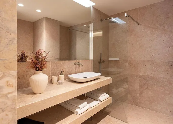 Scenic River-view T1 By Lisbeyond