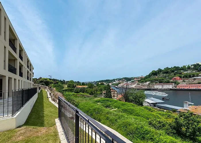 Scenic River-view T1 By Lisbeyond * Vila Nova de Gaia