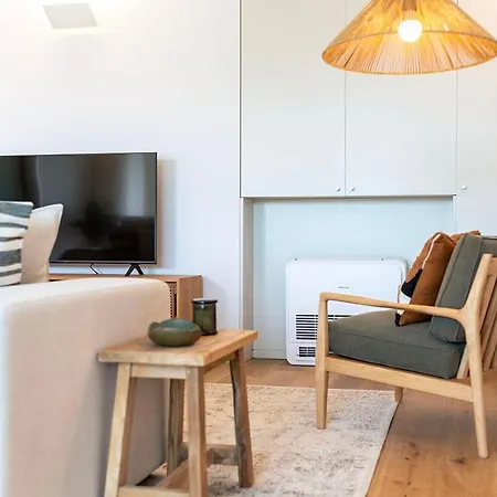 Scenic River-view T1 By Lisbeyond Апартаменты