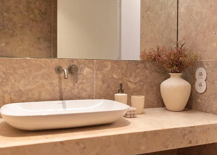 Scenic River-view T1 By Lisbeyond * Vila Nova de Gaia